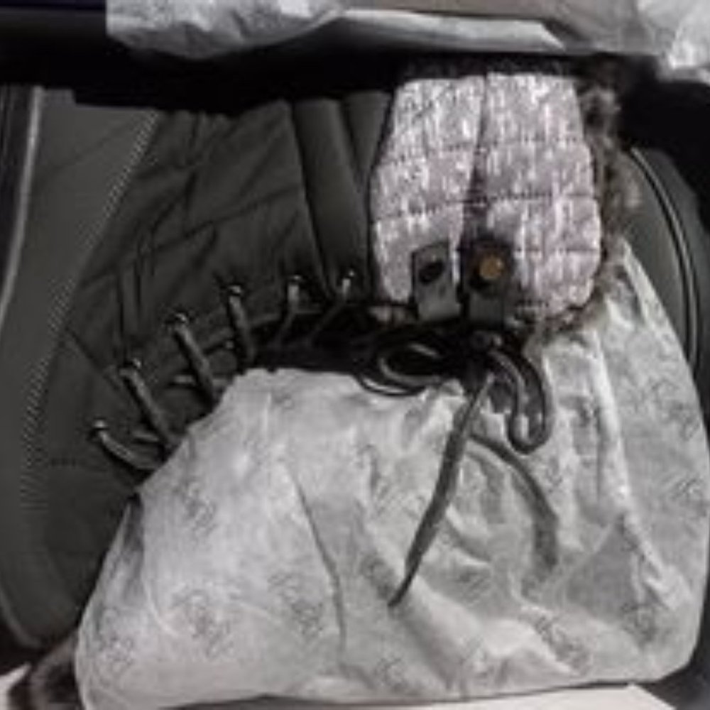 Womens Brand New Snow Boot Size 8